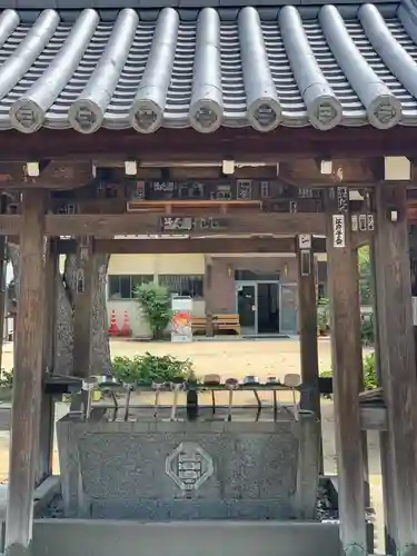 南光坊の手水舎