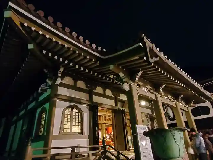 如宝寺の本殿・本堂