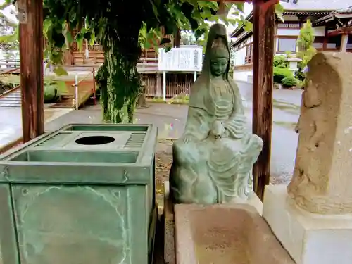 新長谷寺（八町観音）の仏像