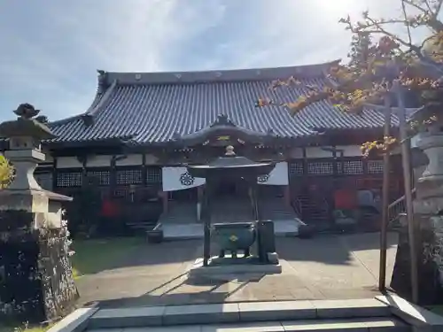 大光普照寺の本殿