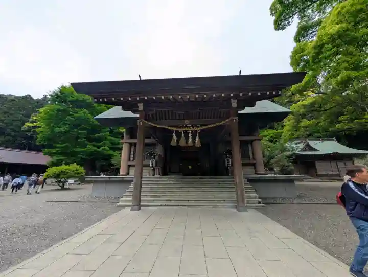 安房神社の{uncategorized: "未分類", other: "その他", undefined: "問題あり", building: "その他建物", grave: "お墓", sacred_gate: "鳥居", guardian: "狛犬", statue: "像", buddha: "仏像", history: "歴史", nature: "自然", garden: "庭園", animal: "動物", pagoda: "塔", temizu: "手水舎", mountain_gate: "山門・神門", sanctuary: "本殿・本堂", subordinate: "末社・摂社", art: "芸術", scenery: "景色", jizo: "地蔵", ema: "絵馬", goshuin: "御朱印", omikuji: "おみくじ", items: "授与品その他", amulet: "お守り", goshuincho: "御朱印帳", eats: "食事", festival: "お祭り", votive_dance: "神楽", shichigosan: "七五三参", wedding: "結婚式", experience: "体験その他", initially: "初詣", around: "周辺", anti_infection: "感染症対策"}