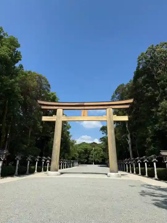 橿原神宮の{uncategorized: "未分類", other: "その他", undefined: "問題あり", building: "その他建物", grave: "お墓", sacred_gate: "鳥居", guardian: "狛犬", statue: "像", buddha: "仏像", history: "歴史", nature: "自然", garden: "庭園", animal: "動物", pagoda: "塔", temizu: "手水舎", mountain_gate: "山門・神門", sanctuary: "本殿・本堂", subordinate: "末社・摂社", art: "芸術", scenery: "景色", jizo: "地蔵", ema: "絵馬", goshuin: "御朱印", omikuji: "おみくじ", items: "授与品その他", amulet: "お守り", goshuincho: "御朱印帳", eats: "食事", festival: "お祭り", votive_dance: "神楽", shichigosan: "七五三参", wedding: "結婚式", experience: "体験その他", initially: "初詣", around: "周辺", anti_infection: "感染症対策"}