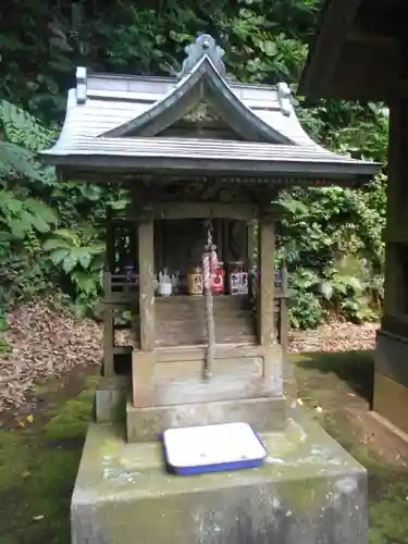 諸磯神明社の末社・摂社