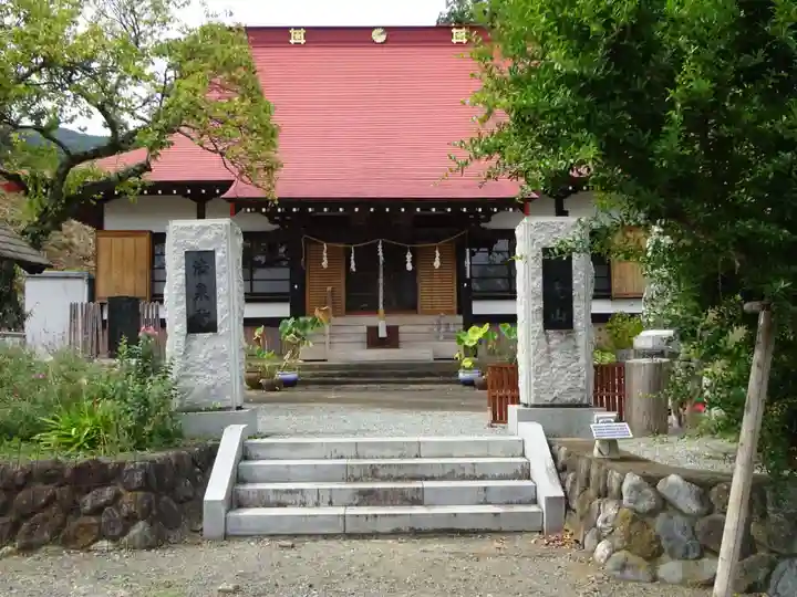 伊勢原 法泉寺の本殿・本堂