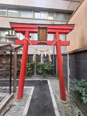 野中神社の{uncategorized: "未分類", other: "その他", undefined: "問題あり", building: "その他建物", grave: "お墓", sacred_gate: "鳥居", guardian: "狛犬", statue: "像", buddha: "仏像", history: "歴史", nature: "自然", garden: "庭園", animal: "動物", pagoda: "塔", temizu: "手水舎", mountain_gate: "山門・神門", sanctuary: "本殿・本堂", subordinate: "末社・摂社", art: "芸術", scenery: "景色", jizo: "地蔵", ema: "絵馬", goshuin: "御朱印", omikuji: "おみくじ", items: "授与品その他", amulet: "お守り", goshuincho: "御朱印帳", eats: "食事", festival: "お祭り", votive_dance: "神楽", shichigosan: "七五三参", wedding: "結婚式", experience: "体験その他", initially: "初詣", around: "周辺", anti_infection: "感染症対策"}