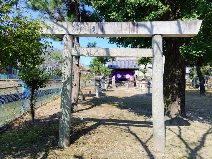 津島社(須佐男社)の鳥居