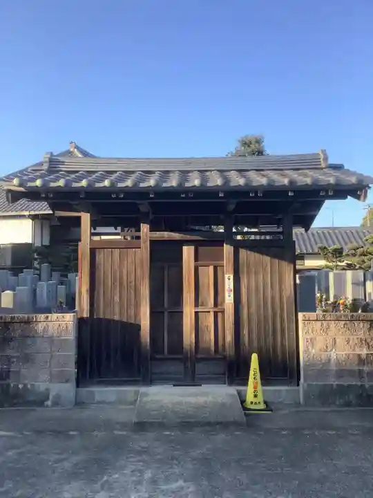 萬瑞寺の山門・神門