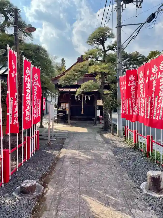 城山稲荷神社の{uncategorized: "未分類", other: "その他", undefined: "問題あり", building: "その他建物", grave: "お墓", sacred_gate: "鳥居", guardian: "狛犬", statue: "像", buddha: "仏像", history: "歴史", nature: "自然", garden: "庭園", animal: "動物", pagoda: "塔", temizu: "手水舎", mountain_gate: "山門・神門", sanctuary: "本殿・本堂", subordinate: "末社・摂社", art: "芸術", scenery: "景色", jizo: "地蔵", ema: "絵馬", goshuin: "御朱印", omikuji: "おみくじ", items: "授与品その他", amulet: "お守り", goshuincho: "御朱印帳", eats: "食事", festival: "お祭り", votive_dance: "神楽", shichigosan: "七五三参", wedding: "結婚式", experience: "体験その他", initially: "初詣", around: "周辺", anti_infection: "感染症対策"}