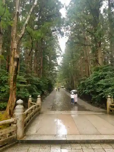 彌彦神社の建物その他