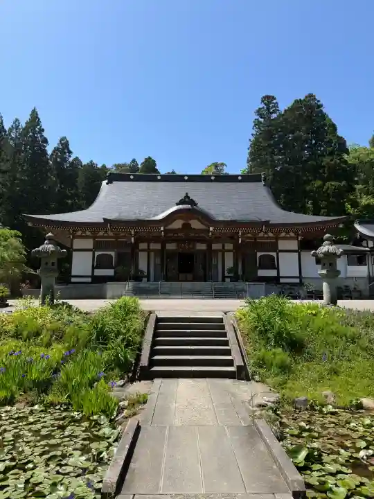 林泉寺の{uncategorized: "未分類", other: "その他", undefined: "問題あり", building: "その他建物", grave: "お墓", sacred_gate: "鳥居", guardian: "狛犬", statue: "像", buddha: "仏像", history: "歴史", nature: "自然", garden: "庭園", animal: "動物", pagoda: "塔", temizu: "手水舎", mountain_gate: "山門・神門", sanctuary: "本殿・本堂", subordinate: "末社・摂社", art: "芸術", scenery: "景色", jizo: "地蔵", ema: "絵馬", goshuin: "御朱印", omikuji: "おみくじ", items: "授与品その他", amulet: "お守り", goshuincho: "御朱印帳", eats: "食事", festival: "お祭り", votive_dance: "神楽", shichigosan: "七五三参", wedding: "結婚式", experience: "体験その他", initially: "初詣", around: "周辺", anti_infection: "感染症対策"}