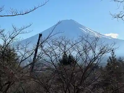 新倉富士浅間神社(山梨県)