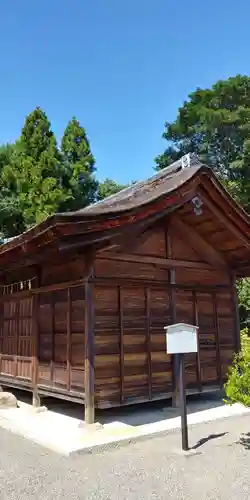 苗村神社の本殿