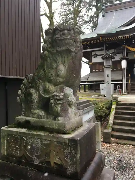 日吉神社の狛犬