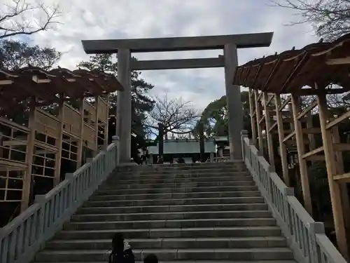 伊勢山皇大神宮の鳥居