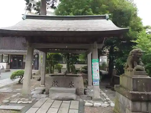 新橋浅間神社の手水舎