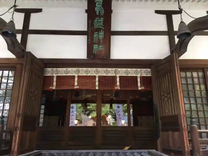 鳥越神社の本殿・本堂