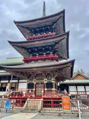 成田山新勝寺の{uncategorized: "未分類", other: "その他", undefined: "問題あり", building: "その他建物", grave: "お墓", sacred_gate: "鳥居", guardian: "狛犬", statue: "像", buddha: "仏像", history: "歴史", nature: "自然", garden: "庭園", animal: "動物", pagoda: "塔", temizu: "手水舎", mountain_gate: "山門・神門", sanctuary: "本殿・本堂", subordinate: "末社・摂社", art: "芸術", scenery: "景色", jizo: "地蔵", ema: "絵馬", goshuin: "御朱印", omikuji: "おみくじ", items: "授与品その他", amulet: "お守り", goshuincho: "御朱印帳", eats: "食事", festival: "お祭り", votive_dance: "神楽", shichigosan: "七五三参", wedding: "結婚式", experience: "体験その他", initially: "初詣", around: "周辺", anti_infection: "感染症対策"}