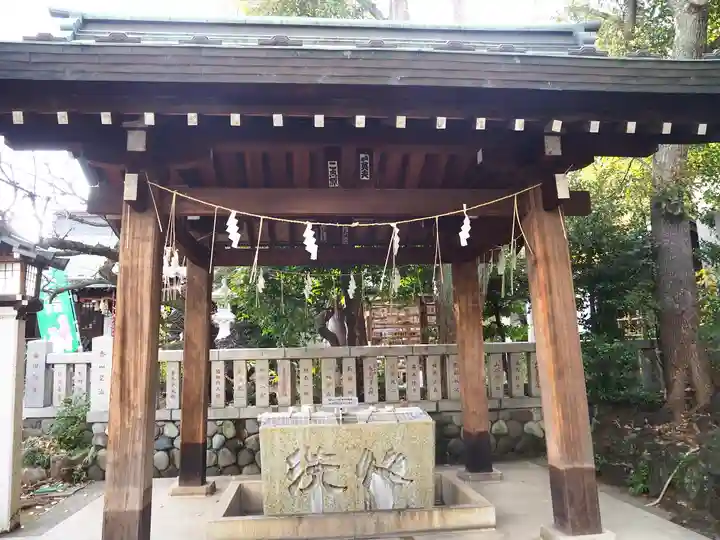 新宿下落合氷川神社の手水舎