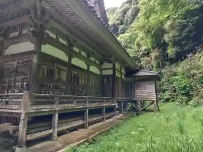 大宮神社の{uncategorized: "未分類", other: "その他", undefined: "問題あり", building: "その他建物", grave: "お墓", sacred_gate: "鳥居", guardian: "狛犬", statue: "像", buddha: "仏像", history: "歴史", nature: "自然", garden: "庭園", animal: "動物", pagoda: "塔", temizu: "手水舎", mountain_gate: "山門・神門", sanctuary: "本殿・本堂", subordinate: "末社・摂社", art: "芸術", scenery: "景色", jizo: "地蔵", ema: "絵馬", goshuin: "御朱印", omikuji: "おみくじ", items: "授与品その他", amulet: "お守り", goshuincho: "御朱印帳", eats: "食事", festival: "お祭り", votive_dance: "神楽", shichigosan: "七五三参", wedding: "結婚式", experience: "体験その他", initially: "初詣", around: "周辺", anti_infection: "感染症対策"}