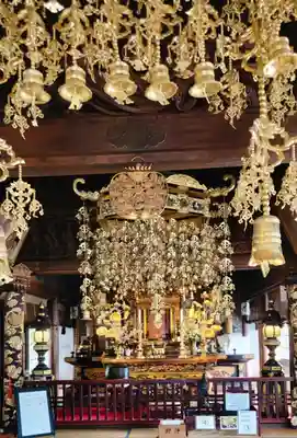 西方寺の本殿・本堂