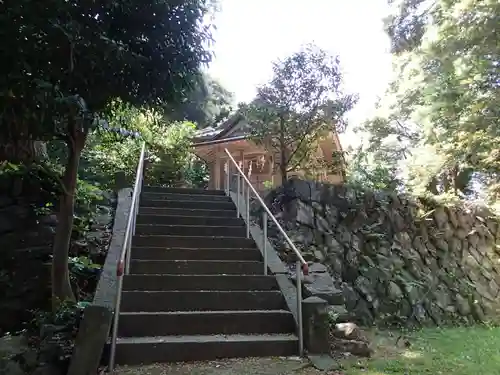 幡井神社の建物その他