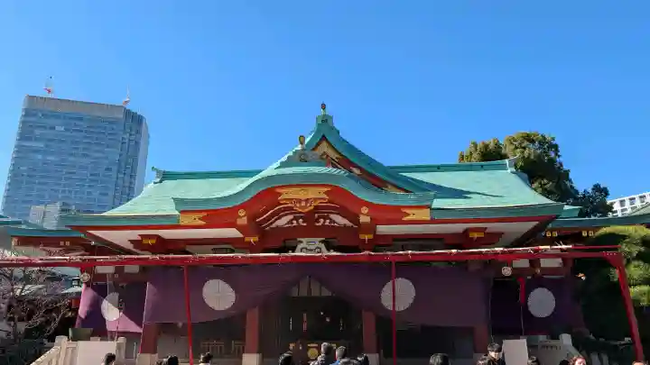 日枝神社の{uncategorized: "未分類", other: "その他", undefined: "問題あり", building: "その他建物", grave: "お墓", sacred_gate: "鳥居", guardian: "狛犬", statue: "像", buddha: "仏像", history: "歴史", nature: "自然", garden: "庭園", animal: "動物", pagoda: "塔", temizu: "手水舎", mountain_gate: "山門・神門", sanctuary: "本殿・本堂", subordinate: "末社・摂社", art: "芸術", scenery: "景色", jizo: "地蔵", ema: "絵馬", goshuin: "御朱印", omikuji: "おみくじ", items: "授与品その他", amulet: "お守り", goshuincho: "御朱印帳", eats: "食事", festival: "お祭り", votive_dance: "神楽", shichigosan: "七五三参", wedding: "結婚式", experience: "体験その他", initially: "初詣", around: "周辺", anti_infection: "感染症対策"}