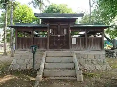 神明社の山門