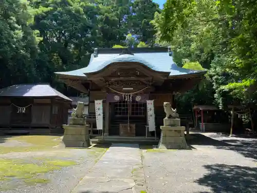 高蔵寺の本殿