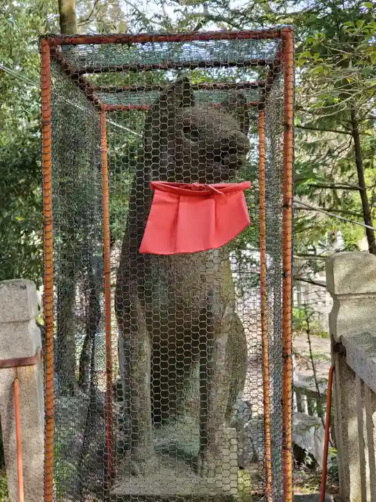 上の丸稲荷神社の狛犬
