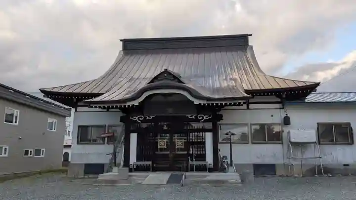 本明寺の本殿・本堂