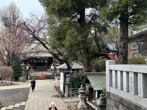 花園稲荷神社の{uncategorized: "未分類", other: "その他", undefined: "問題あり", building: "その他建物", grave: "お墓", sacred_gate: "鳥居", guardian: "狛犬", statue: "像", buddha: "仏像", history: "歴史", nature: "自然", garden: "庭園", animal: "動物", pagoda: "塔", temizu: "手水舎", mountain_gate: "山門・神門", sanctuary: "本殿・本堂", subordinate: "末社・摂社", art: "芸術", scenery: "景色", jizo: "地蔵", ema: "絵馬", goshuin: "御朱印", omikuji: "おみくじ", items: "授与品その他", amulet: "お守り", goshuincho: "御朱印帳", eats: "食事", festival: "お祭り", votive_dance: "神楽", shichigosan: "七五三参", wedding: "結婚式", experience: "体験その他", initially: "初詣", around: "周辺", anti_infection: "感染症対策"}