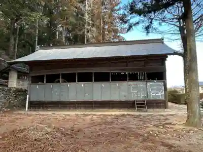 本郷神社の{uncategorized: "未分類", other: "その他", undefined: "問題あり", building: "その他建物", grave: "お墓", sacred_gate: "鳥居", guardian: "狛犬", statue: "像", buddha: "仏像", history: "歴史", nature: "自然", garden: "庭園", animal: "動物", pagoda: "塔", temizu: "手水舎", mountain_gate: "山門・神門", sanctuary: "本殿・本堂", subordinate: "末社・摂社", art: "芸術", scenery: "景色", jizo: "地蔵", ema: "絵馬", goshuin: "御朱印", omikuji: "おみくじ", items: "授与品その他", amulet: "お守り", goshuincho: "御朱印帳", eats: "食事", festival: "お祭り", votive_dance: "神楽", shichigosan: "七五三参", wedding: "結婚式", experience: "体験その他", initially: "初詣", around: "周辺", anti_infection: "感染症対策"}