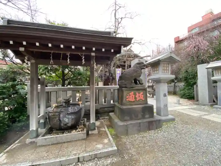 牛天神北野神社の手水舎