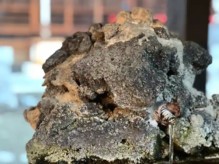 賀茂春日神社の手水舎