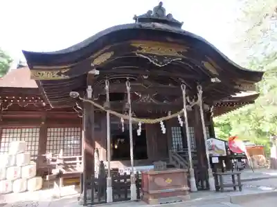 武田神社の本殿・本堂