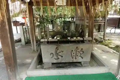 長等神社の手水舎