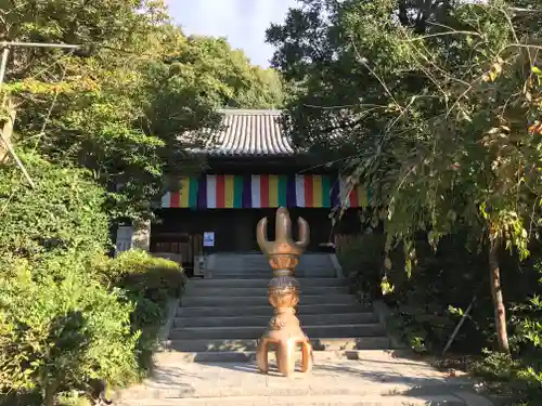 石手寺の本殿