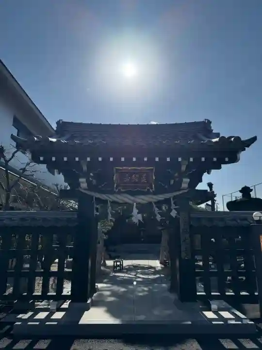 瑞光寺の{uncategorized: "未分類", other: "その他", undefined: "問題あり", building: "その他建物", grave: "お墓", sacred_gate: "鳥居", guardian: "狛犬", statue: "像", buddha: "仏像", history: "歴史", nature: "自然", garden: "庭園", animal: "動物", pagoda: "塔", temizu: "手水舎", mountain_gate: "山門・神門", sanctuary: "本殿・本堂", subordinate: "末社・摂社", art: "芸術", scenery: "景色", jizo: "地蔵", ema: "絵馬", goshuin: "御朱印", omikuji: "おみくじ", items: "授与品その他", amulet: "お守り", goshuincho: "御朱印帳", eats: "食事", festival: "お祭り", votive_dance: "神楽", shichigosan: "七五三参", wedding: "結婚式", experience: "体験その他", initially: "初詣", around: "周辺", anti_infection: "感染症対策"}