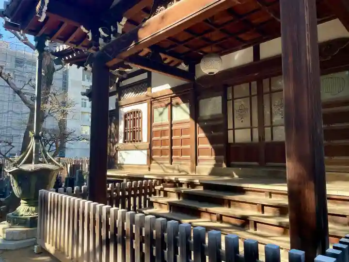 本立寺の{uncategorized: "未分類", other: "その他", undefined: "問題あり", building: "その他建物", grave: "お墓", sacred_gate: "鳥居", guardian: "狛犬", statue: "像", buddha: "仏像", history: "歴史", nature: "自然", garden: "庭園", animal: "動物", pagoda: "塔", temizu: "手水舎", mountain_gate: "山門・神門", sanctuary: "本殿・本堂", subordinate: "末社・摂社", art: "芸術", scenery: "景色", jizo: "地蔵", ema: "絵馬", goshuin: "御朱印", omikuji: "おみくじ", items: "授与品その他", amulet: "お守り", goshuincho: "御朱印帳", eats: "食事", festival: "お祭り", votive_dance: "神楽", shichigosan: "七五三参", wedding: "結婚式", experience: "体験その他", initially: "初詣", around: "周辺", anti_infection: "感染症対策"}