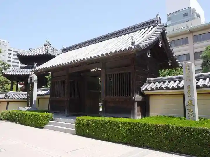 東長寺の山門・神門