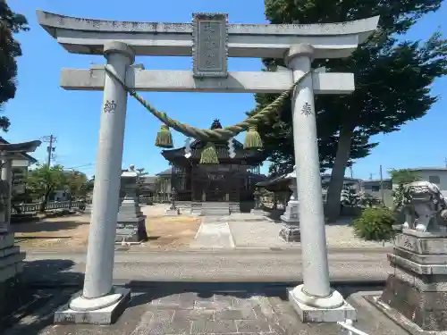 建石勝神社の{uncategorized: "未分類", other: "その他", undefined: "問題あり", building: "その他建物", grave: "お墓", sacred_gate: "鳥居", guardian: "狛犬", statue: "像", buddha: "仏像", history: "歴史", nature: "自然", garden: "庭園", animal: "動物", pagoda: "塔", temizu: "手水舎", mountain_gate: "山門・神門", sanctuary: "本殿・本堂", subordinate: "末社・摂社", art: "芸術", scenery: "景色", jizo: "地蔵", ema: "絵馬", goshuin: "御朱印", omikuji: "おみくじ", items: "授与品その他", amulet: "お守り", goshuincho: "御朱印帳", eats: "食事", festival: "お祭り", votive_dance: "神楽", shichigosan: "七五三参", wedding: "結婚式", experience: "体験その他", initially: "初詣", around: "周辺", anti_infection: "感染症対策"}