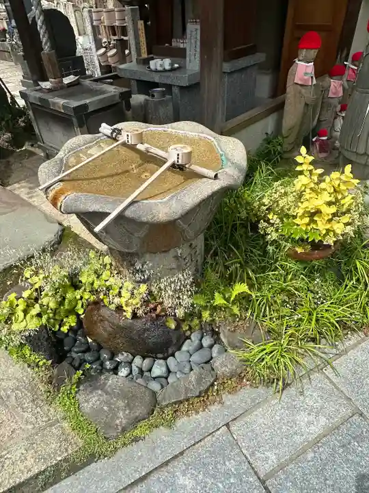 興徳寺の手水舎