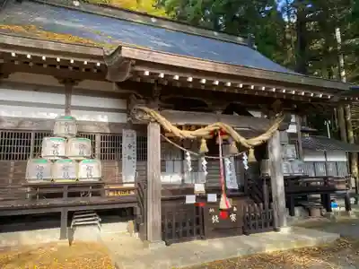 大滝神社の本殿・本堂