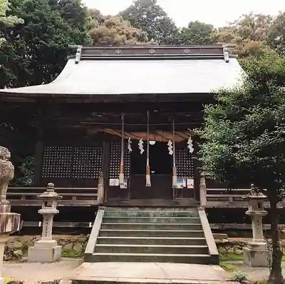 草薙神社の本殿・本堂