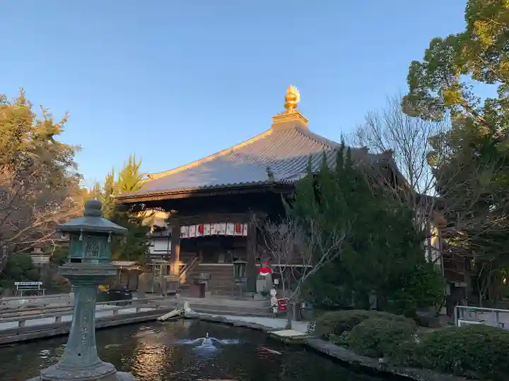 霊山寺の本殿・本堂