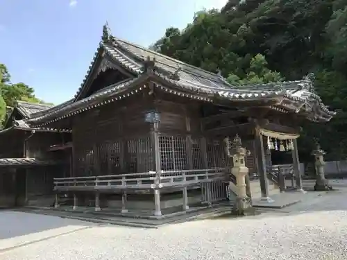 三島神社の本殿・本堂