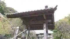 龍淵院の山門