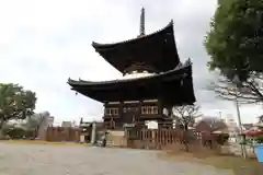 愛染堂勝鬘院の塔