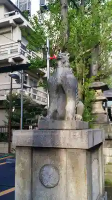 稲荷鬼王神社の狛犬