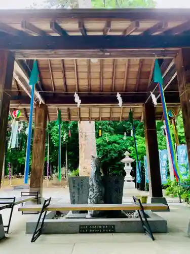 滑川神社 - 仕事と子どもの守り神の手水